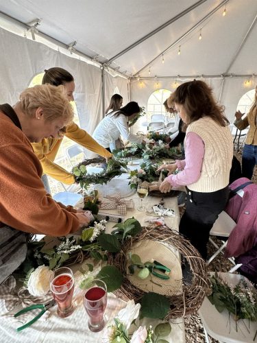 Wander Brush - Spring Wreath Workshop